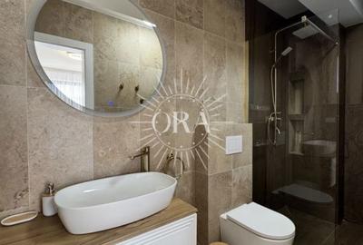 Casă cu 4 camere cu Teren 500 Mp în Central