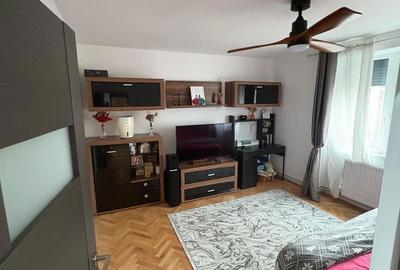 Apartament cu 2 camere decomandat în Central - 4