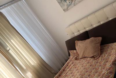 Apartament cu 3 camere decomandat în Central - 1