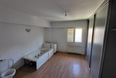 Casă individuală cu 6 camere cu Garaj în Iancu Nicolae - 10