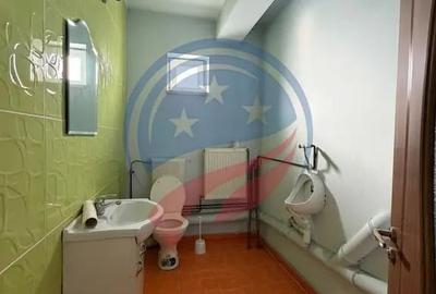 Spațiu comercial, de 730 mp, în Central - 12