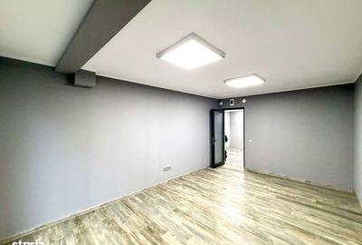 Spațiu comercial, de 65 mp, în Central - 6