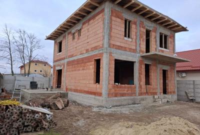 Casă cu 4 camere în Pantelimon - 2