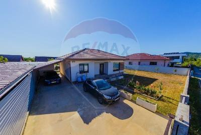 Casa super finisata de vanzare in sat Sasar / schimb cu Apartament