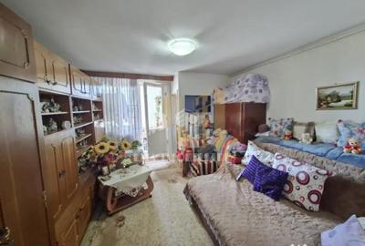 Garsonieră decomandată în Tractorul - 6