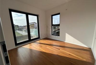 Duplex cu 5 camere cu Teren 330 Mp în Săcălaz - 4
