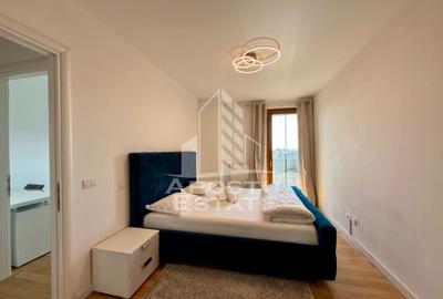 Apartament cu 3 camere decomandat, mobilat în Central