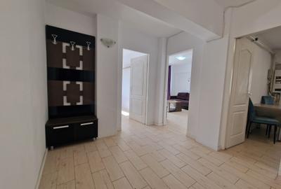 Apartament cu 3 camere semidecomandat, mobilat în Tomis Nord - 13