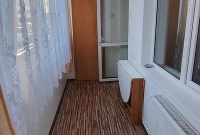 Inchiriez apartament 2 camere - 5