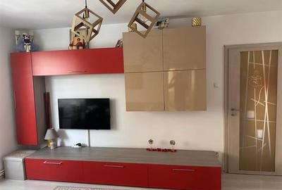 Apartament cu 2 camere semidecomandat, mobilat în Astra