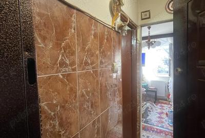 Garsonieră decomandată în Tractorul - 2