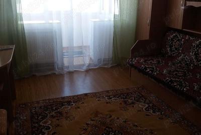 Inchiriez apartament - 2