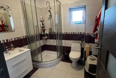 Casă cu Teren 320 Mp în Central - 7