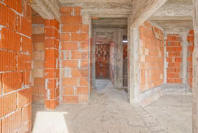 Casă cu 6 camere cu Teren 847 Mp în Hălchiu - 25