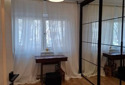 Apartament cu 3 camere semidecomandat, mobilat în Tineretului - 9