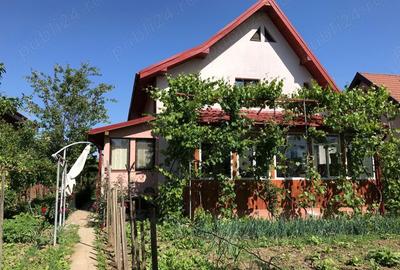 Vand casa, anexe ?i teren in Lilieci - 1