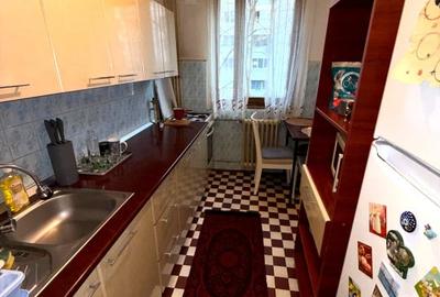 Apartament cu 4 camere decomandat în Drumul Taberei - 8
