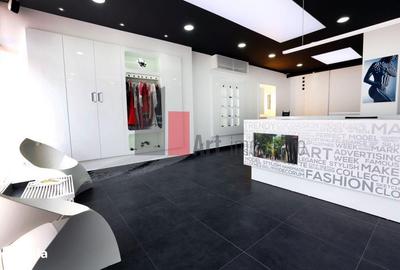 Spațiu comercial, de 106 mp, în Central