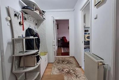 APARTAMENT CU 3 CAMERE DE VANZARE IN ONESTI