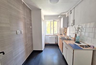 Apartament 3 camere,retras, bloc reabilitat, zona Grigore Alexandrescu - 7