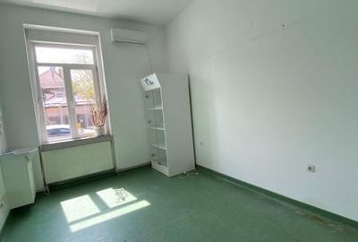Spațiu comercial, de 165 mp, în Central - 2