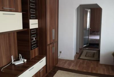 Apartament cu 2 camere semidecomandat în Micro 14 - 1