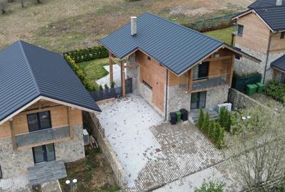 Casă individuală cu 3 camere cu Canalizare în Glăjărie - 2