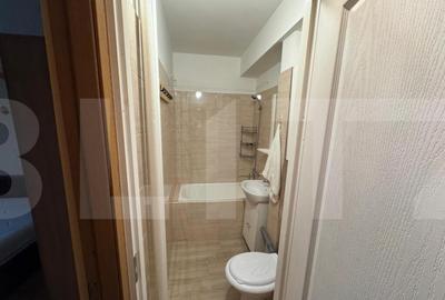 Apartament cu 2 camere semidecomandat, mobilat în Central