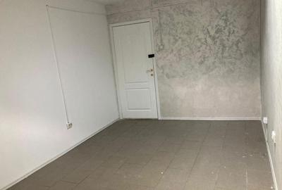 Spațiu comercial, de 14 mp, în Central - 6