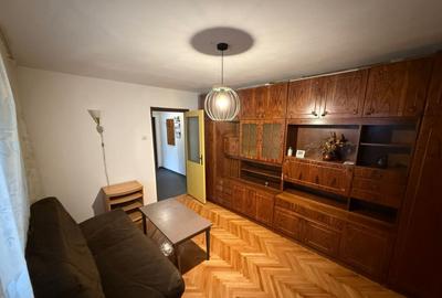 Apartament 2 camere, etaj 1, balcon, baie cu geam zona - 9