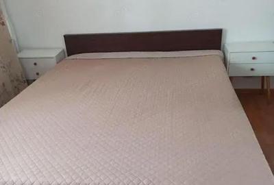 Apartament cu 3 camere decomandat în Vitan