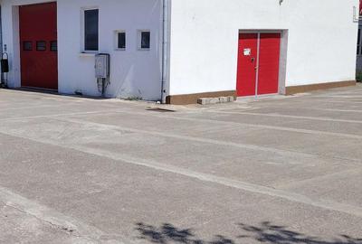 Spațiu comercial, de 70 mp, în Central - 3