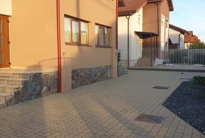 Casă cu 4 camere în Moșnița Nouă - 10