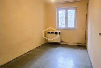 Apartament cu 3 camere nedecomandat în Sud - 5