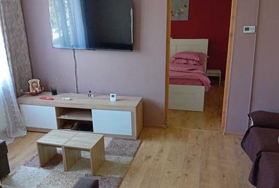 Apartament cu 2 camere semidecomandat în Micro 19 - 2