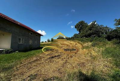 Casă cu 3 camere cu Canalizare în Secuieni - 10