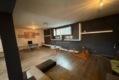 Bocsa Romana, Casa 8 Incaperi, Strada Principala. - 7