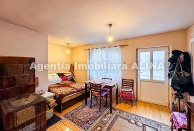 Casă cu 2 camere cu Teren 2086 Mp în Sântuhalm - 9
