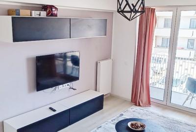 Apartament cu 2 camere decomandat în Tractorul - 2