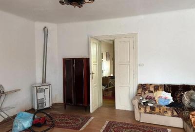 Casă cu 4 camere cu Teren 1112 Mp în Central - 5