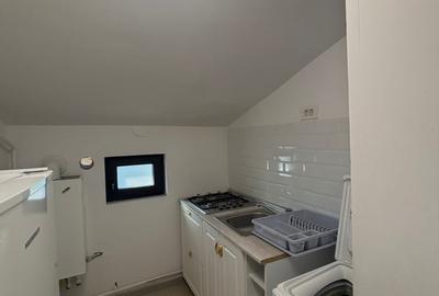 Apartament cu 2 camere semidecomandat, mobilat în Central - 4