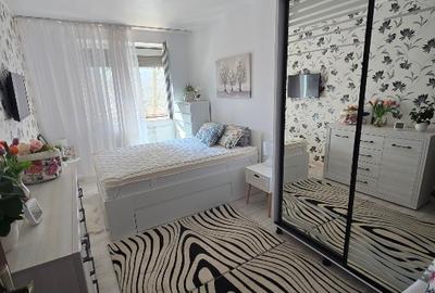 Apartament cu 3 camere decomandat în Negru Vodă - 8