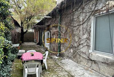Casa cu teren 320 mp zona Dacia - Grivita ultracentral