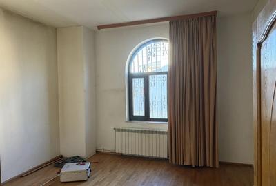 Casă în Central - 2