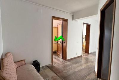 Apartament cu 3 camere decomandat în Turnișor - 13