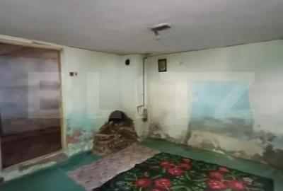Casă cu 2 camere cu Teren 400 Mp în Turda