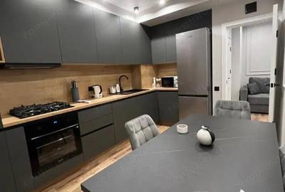 Apartament cu 2 camere în Complex Studențesc