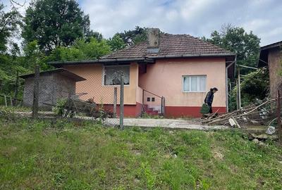 Teren de 3350 mp, în Goranu - 5