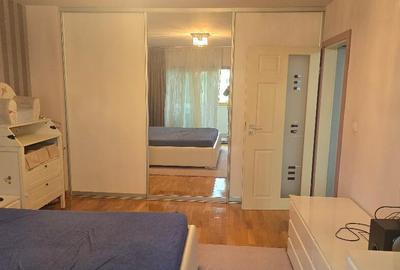 Inchiriez apartament 2 camere decomandat in Deva, zona Spital, et 3 - 12