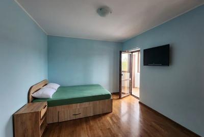 Apartament cu 2 camere decomandat, mobilat în Nicolina